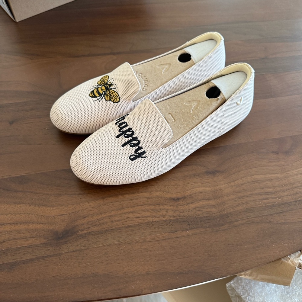 VIVAIA Cream Flats for Women